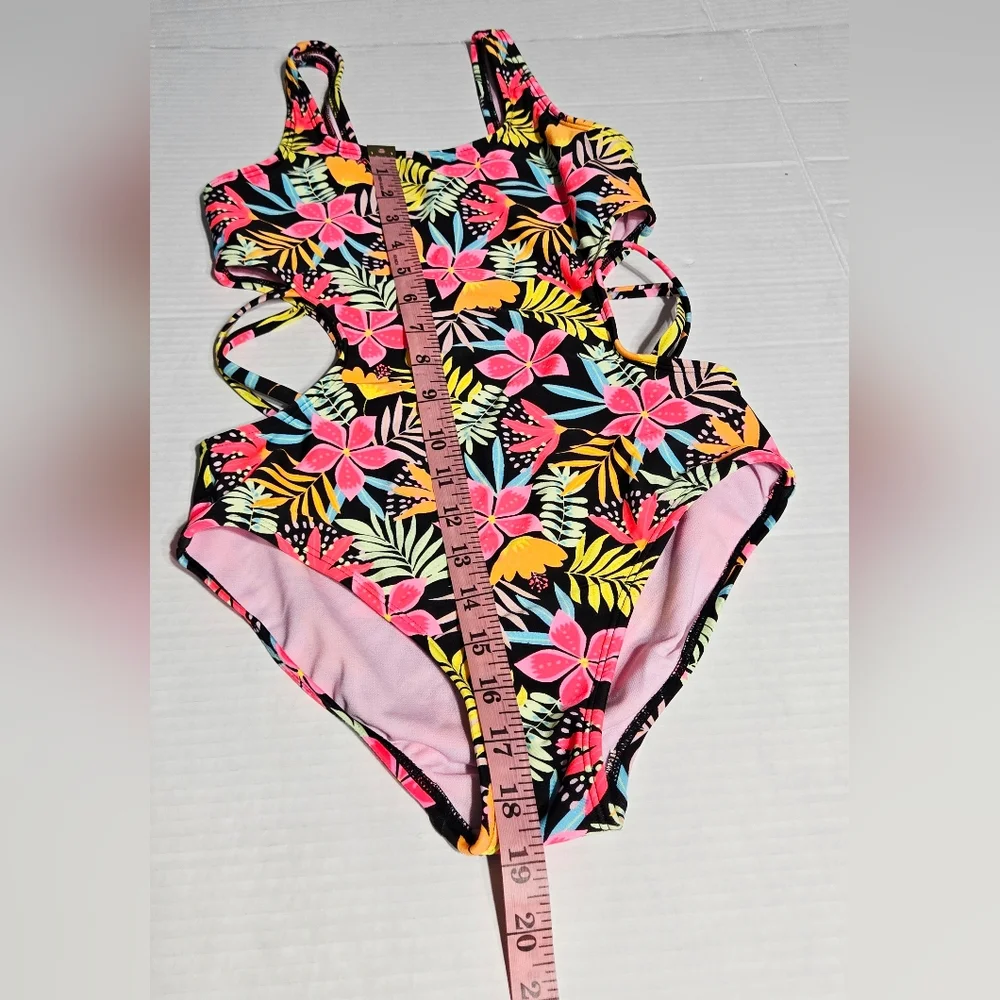 Cat & Jack Girls Floral One Piece Swimsuit L 10/12 Cutout Sides Criss Cross Trop